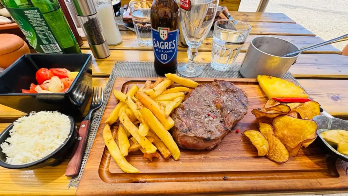 Steak & chips